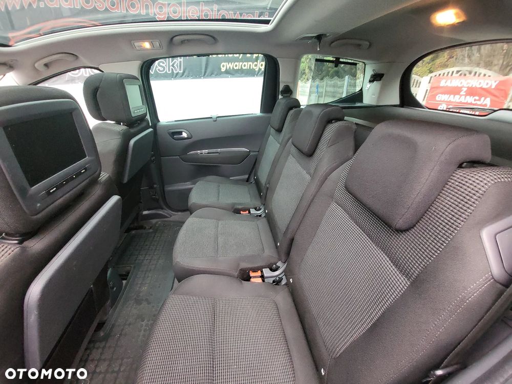 Peugeot 5008 1.6 THP Premium + - 28