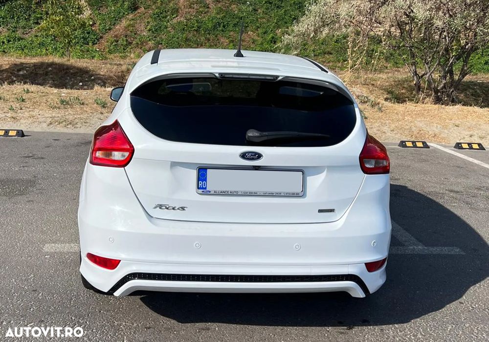 Ford Focus 1.0 EcoBoost ST-Line - 4