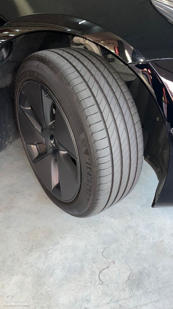 Tesla Model 3 Long Range Tração Integral - 18