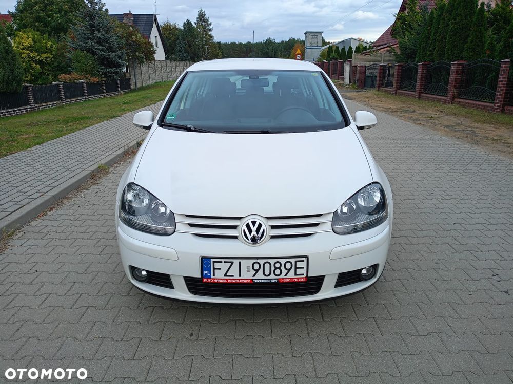 Volkswagen Golf - 2