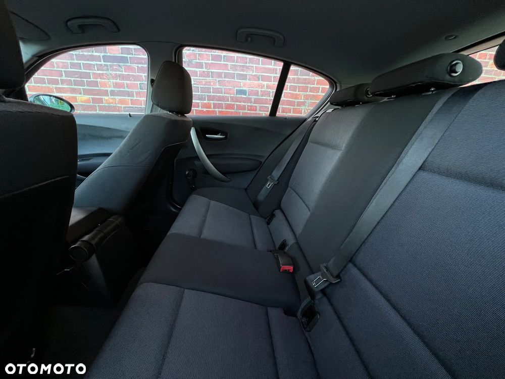 BMW Seria 1 118d - 16