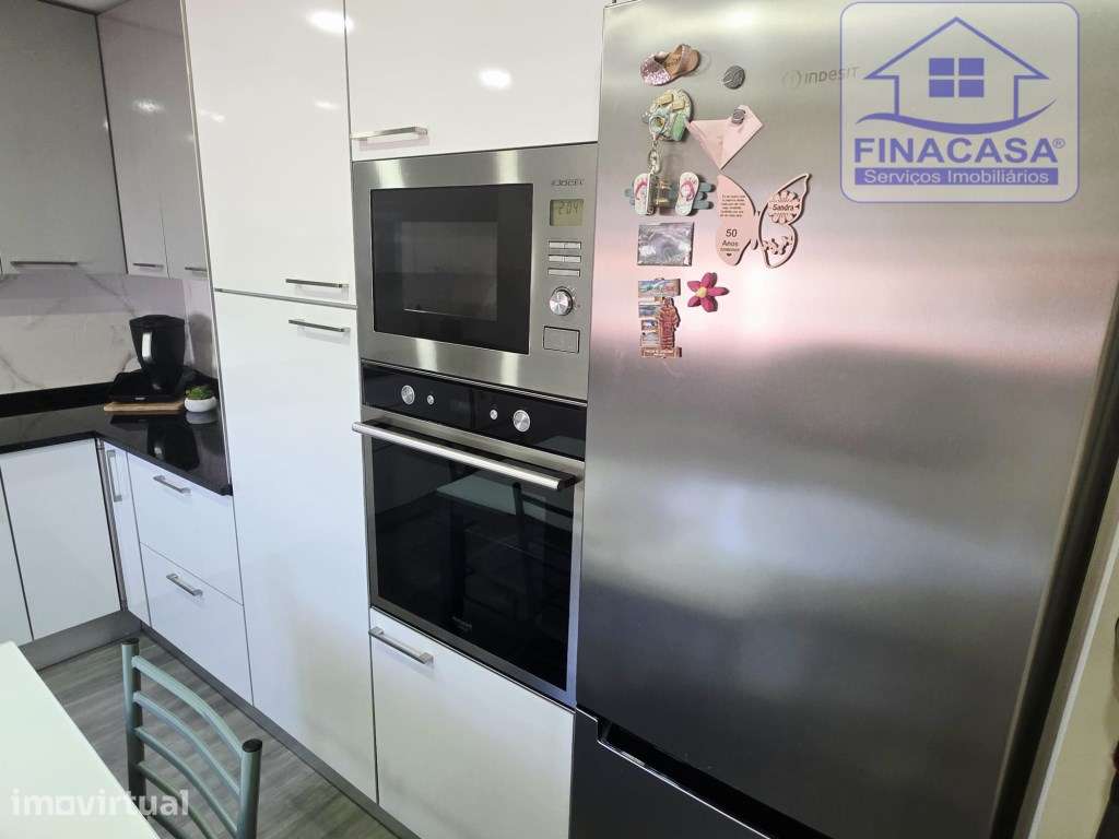 Moradia geminada toda renovada com aproveitamento de sótão - Casal ... - Grande imagem: 5/31