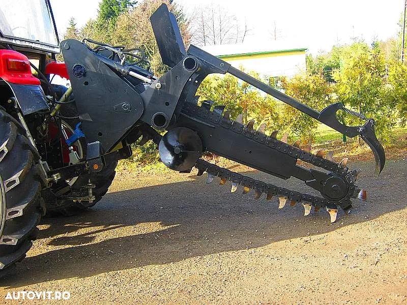 Trencher tractor EA 1500 - 8