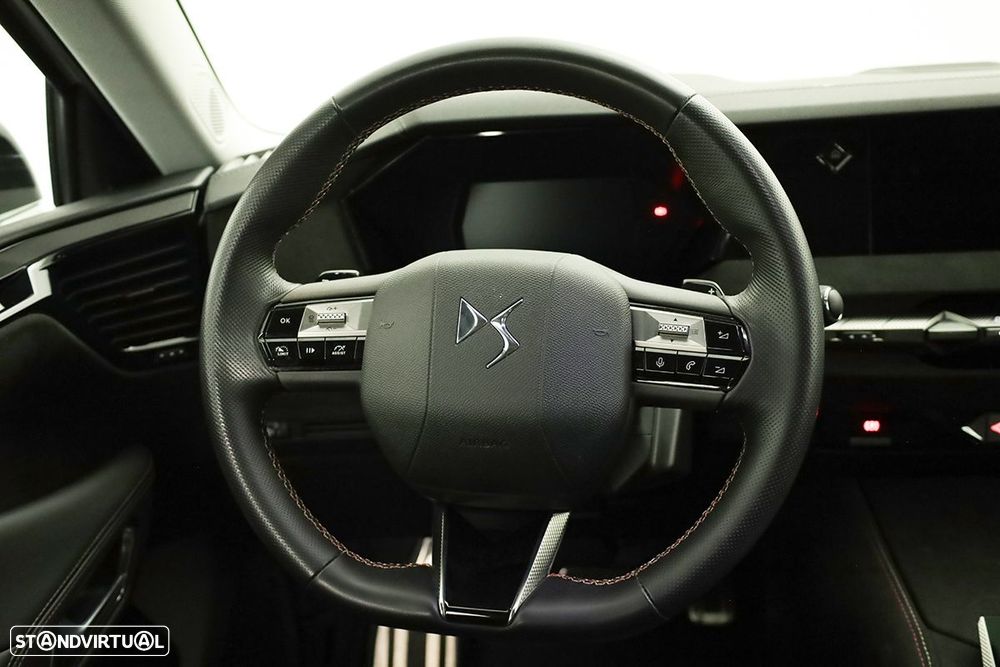 DS DS4 1.2 PureTech Performance Line EAT8 - 15