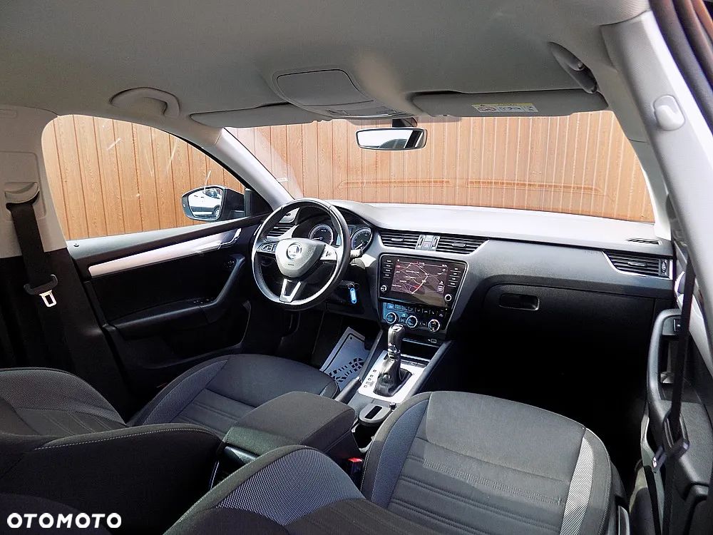 Skoda Octavia Combi 1.5 TSI e-TEC DSG Sportline - 20
