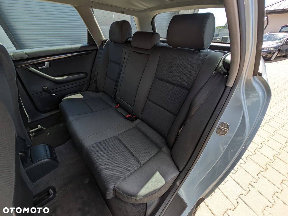 Audi A4 Avant 1.8T - 36