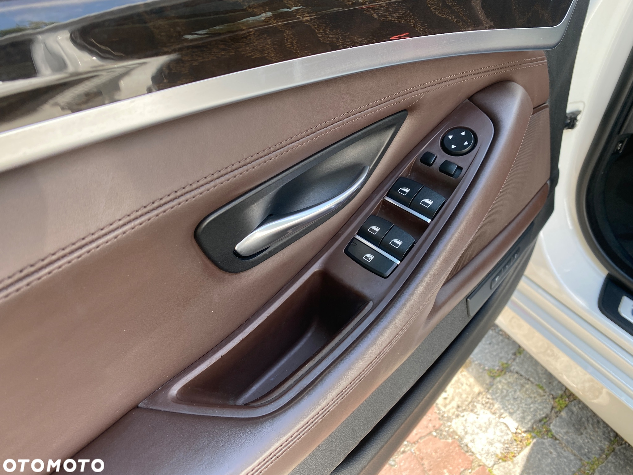BMW Seria 5 535i xDrive Luxury Line - 38