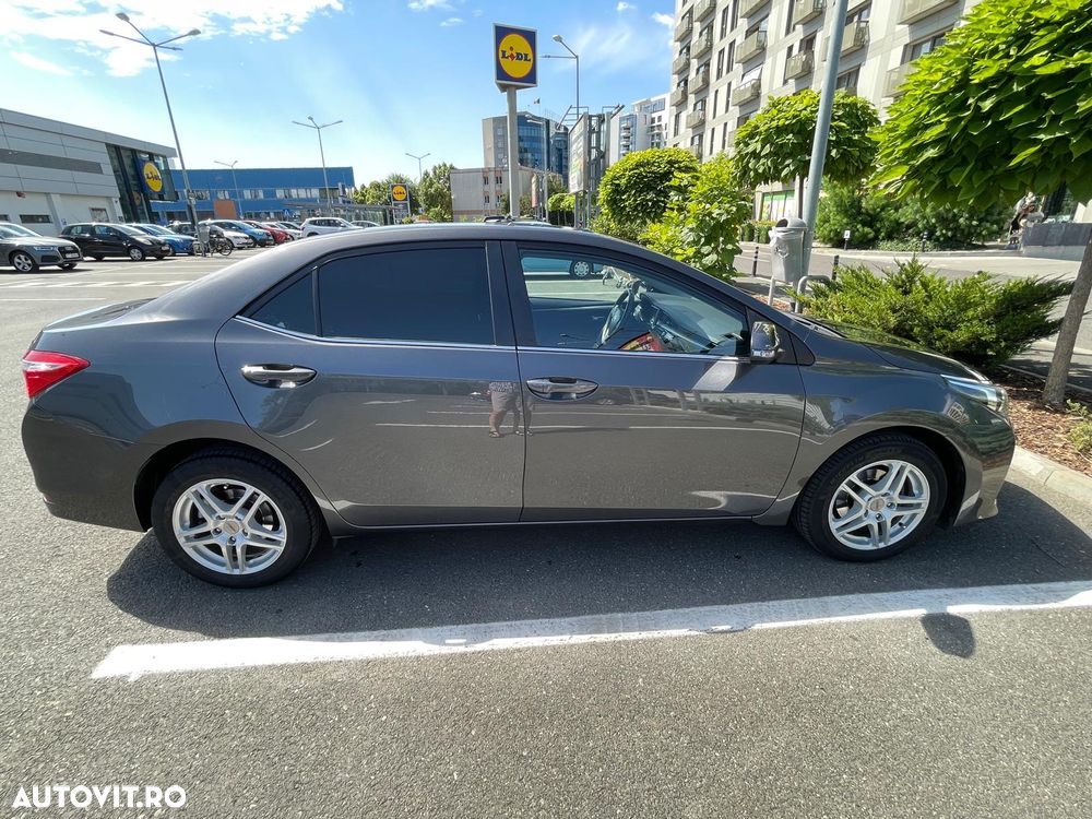 Toyota Corolla 1.6 Valvematic CVT Sol - 10