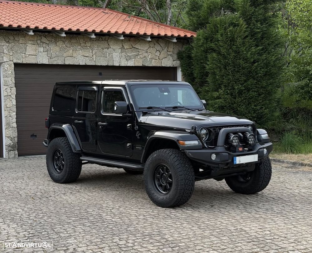 Jeep Wrangler - 1