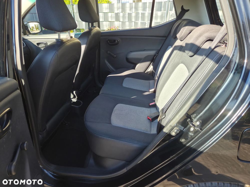 Hyundai i10 1.1 - 14