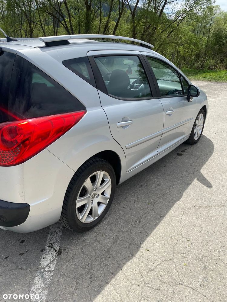Peugeot 207 120 Automatik Premium - 8