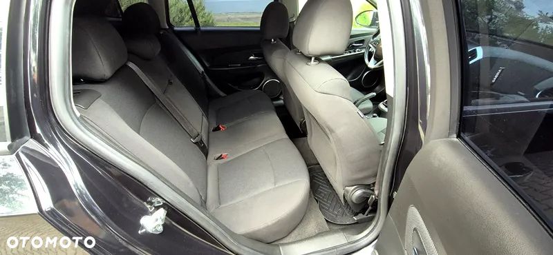 Chevrolet Cruze 1.8 LTZ+ - 31