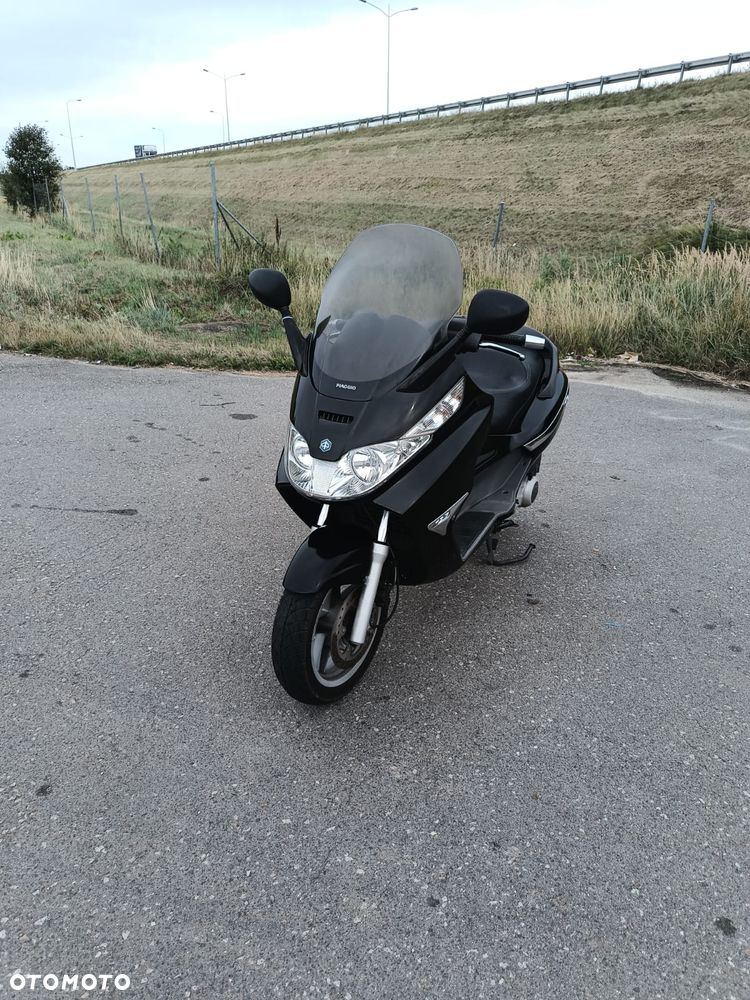 Piaggio X8 - 1