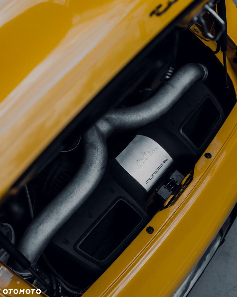 Porsche 911 - 8