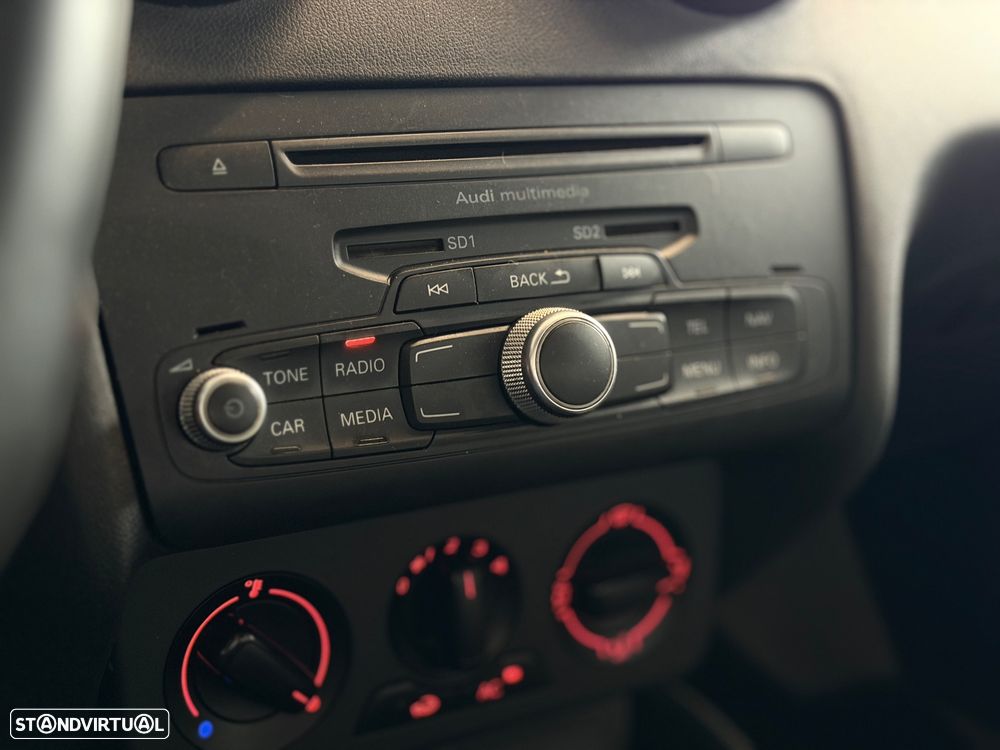 Audi A1 Sportback 1.6 TDI Business Line - 17