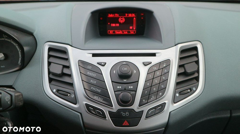 Ford Fiesta 1.25 Trend - 10