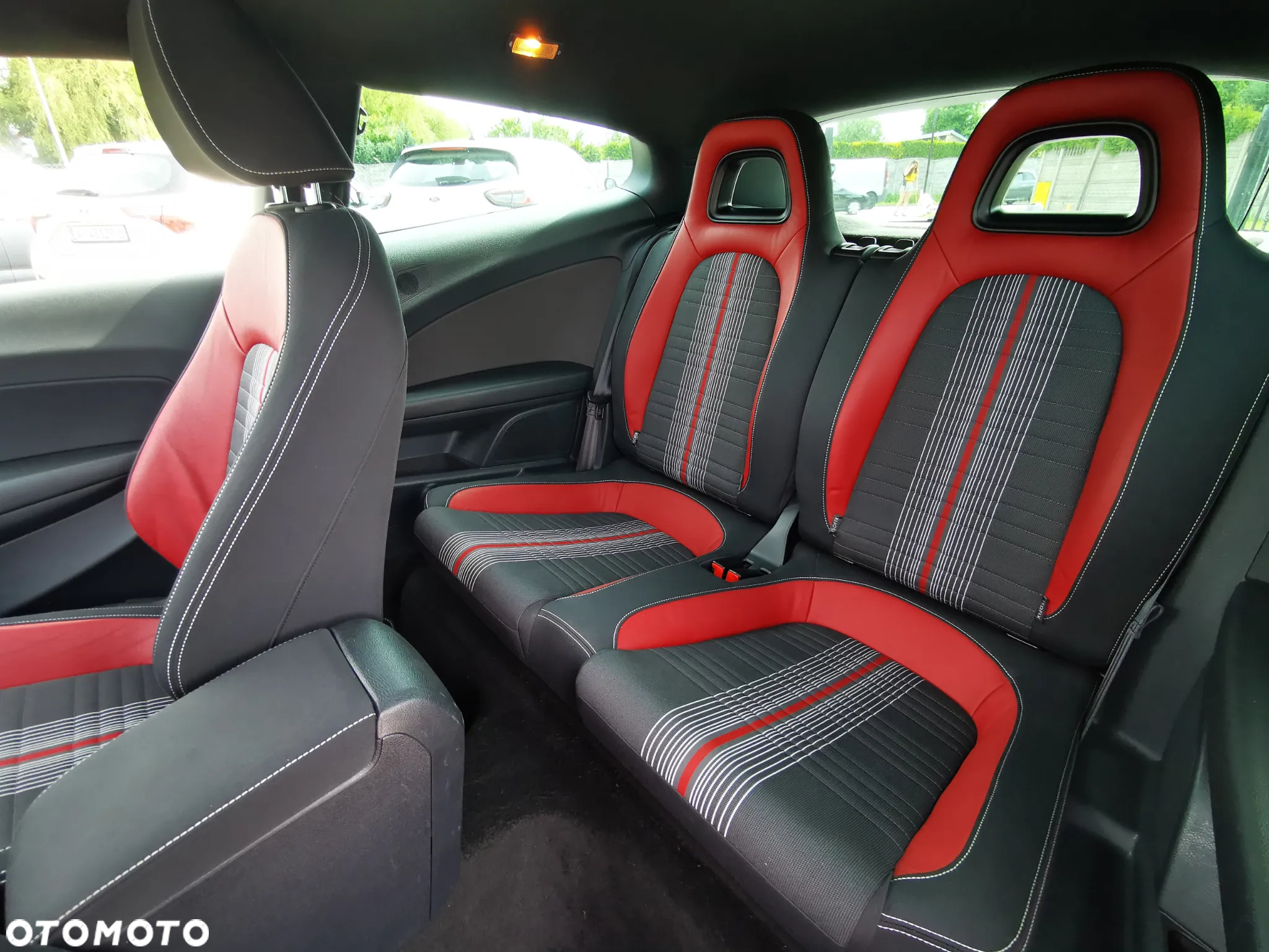 Volkswagen Scirocco 2.0 TSI Match - 13