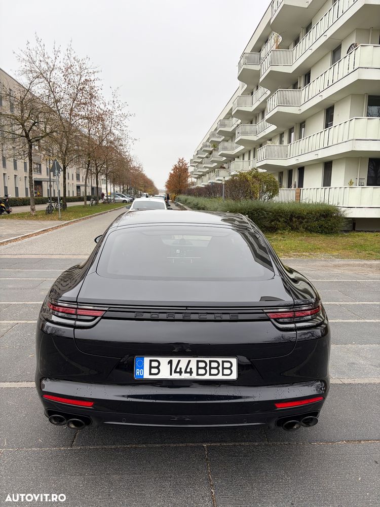 Porsche Panamera 4 E-Hybrid - 2