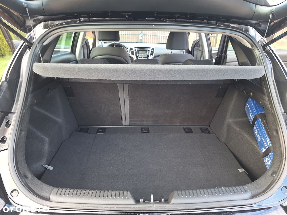 Hyundai i30 1.4 Classic EU5 - 16