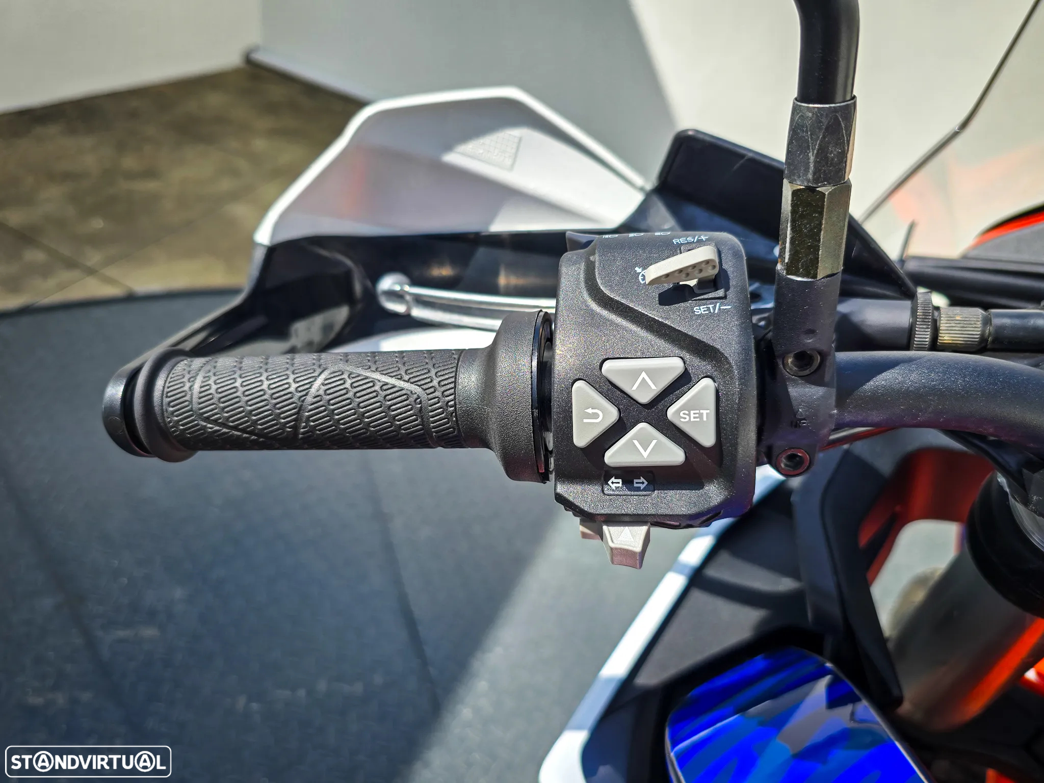 KTM 890 Adventure R - 16
