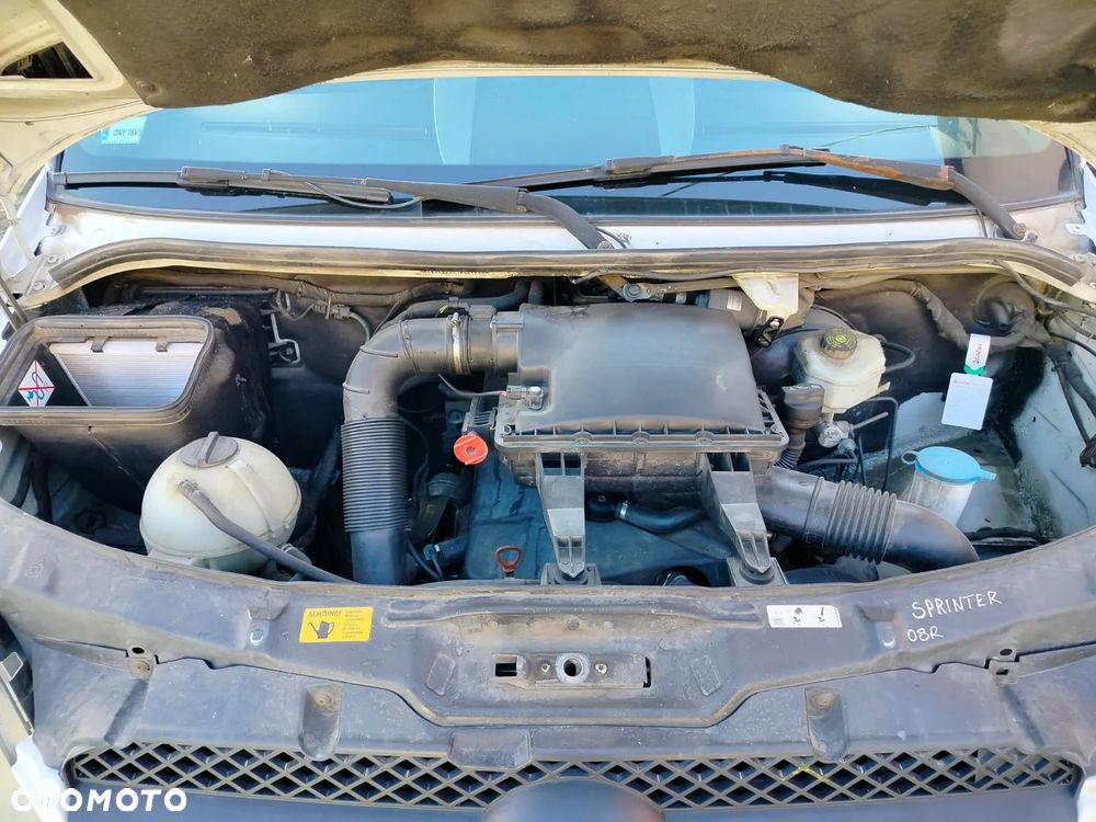 Mercedes-Benz Sprinter W906 - 13