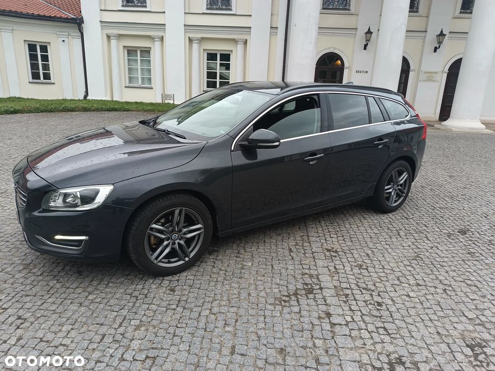 Volvo V60 D3 Edition - 18
