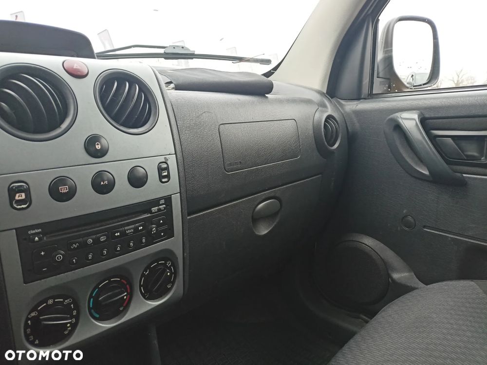 Citroën Berlingo - 11