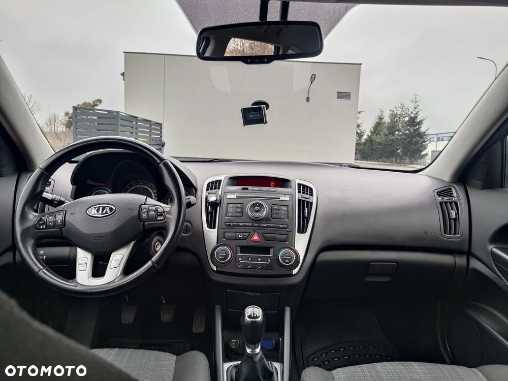 Kia Ceed 1.6 Crdi Optimum + - 6