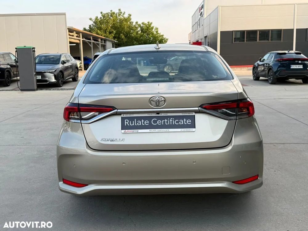 Toyota Corolla - 9