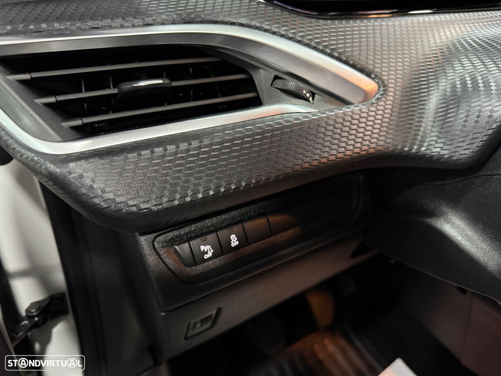 Peugeot 208 1.2 PureTech Style - 8