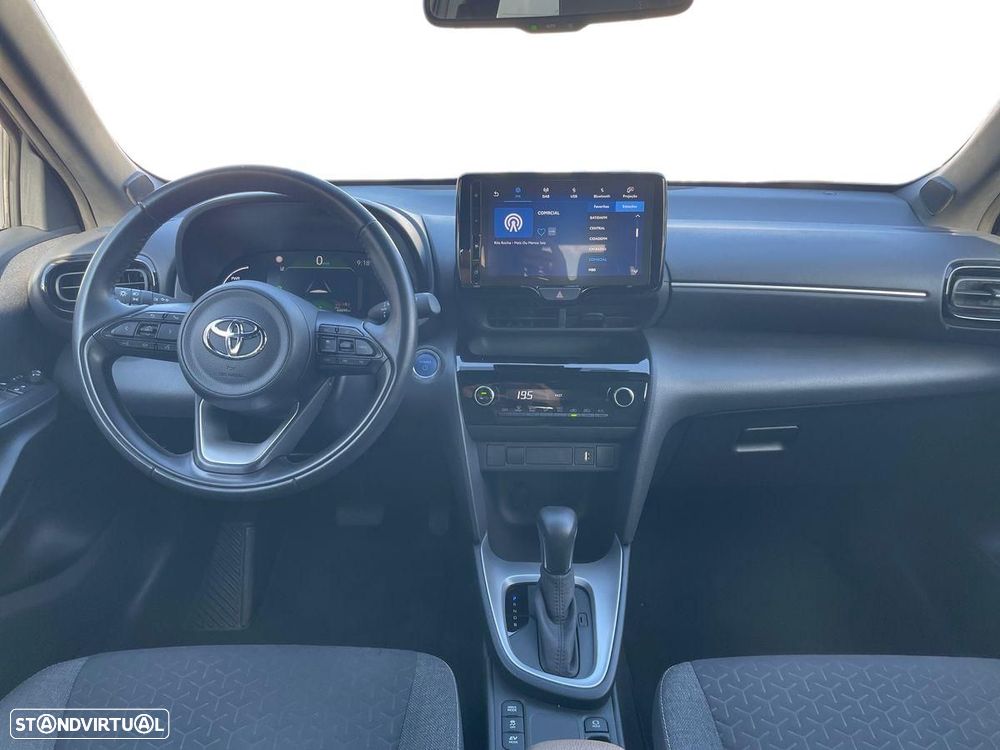 Toyota Yaris Cross 1.5 HDF Square Collection AWD - 8