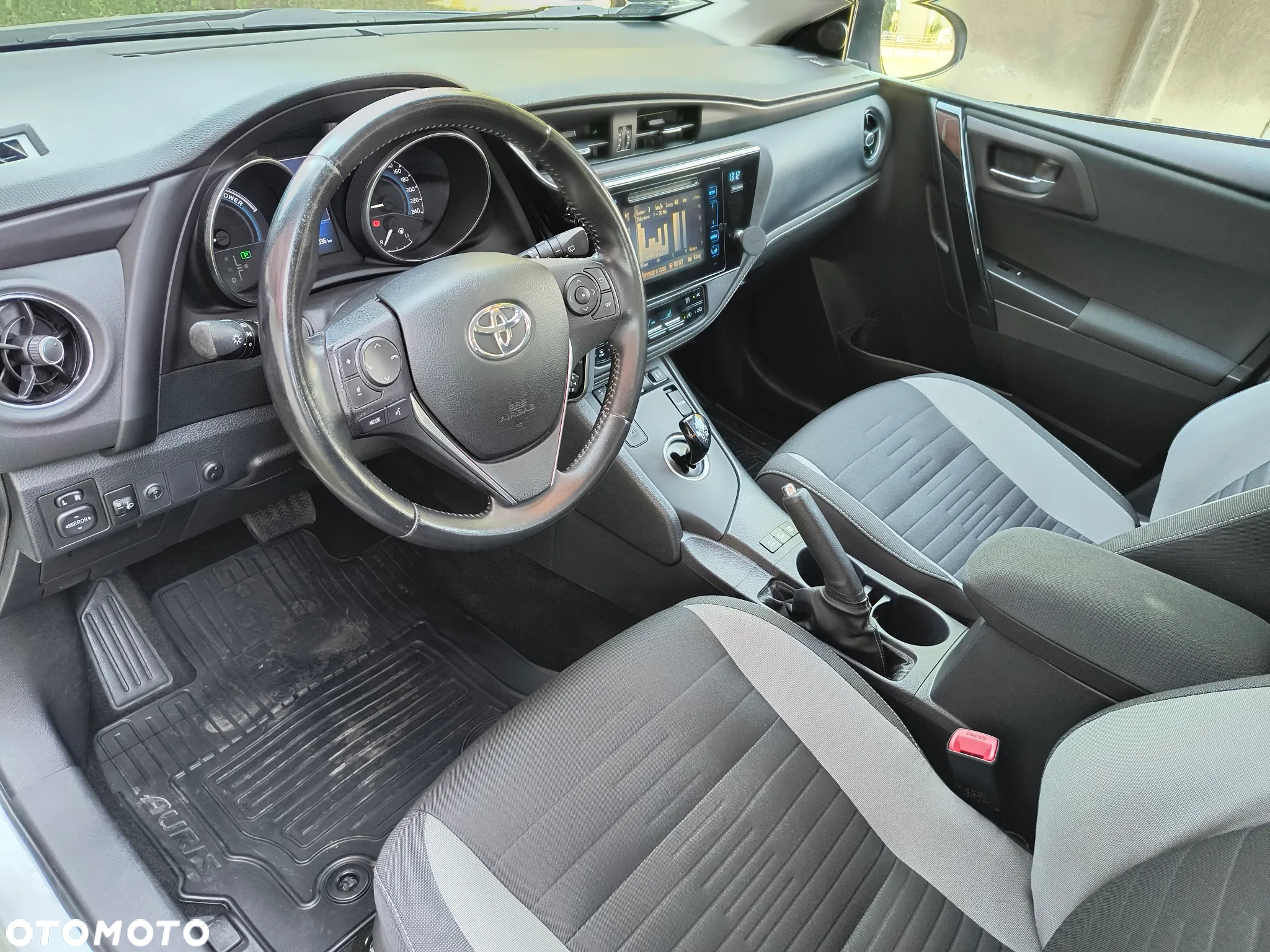 Toyota Auris Hybrid 135 Comfort - 15