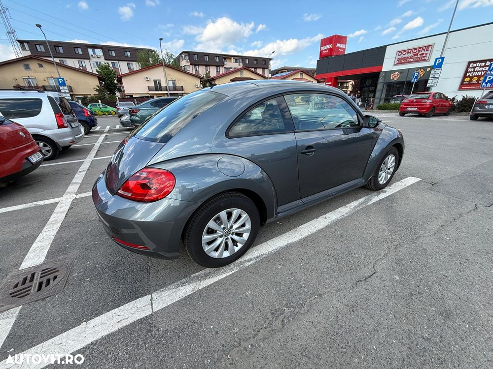 Volkswagen New Beetle - 3