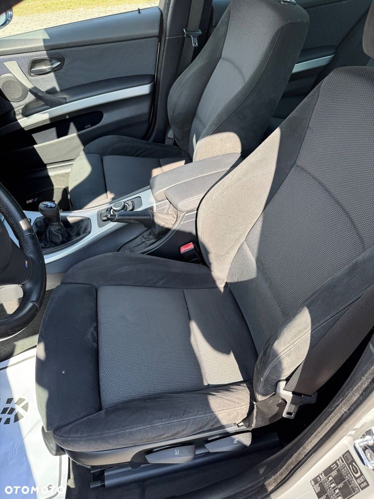 BMW Seria 3 320d Efficient Dynamic Edition Sport Line - 11
