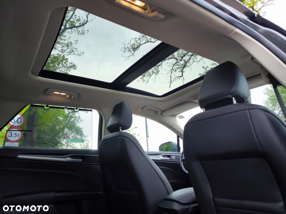 Ford Mondeo - 27