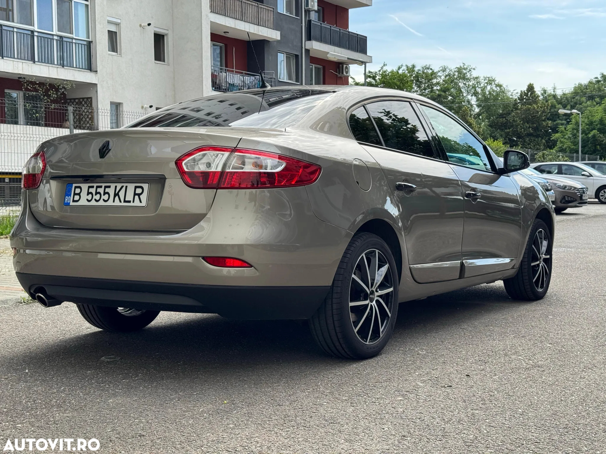 Renault Fluence 1.6 16V Expression - 7