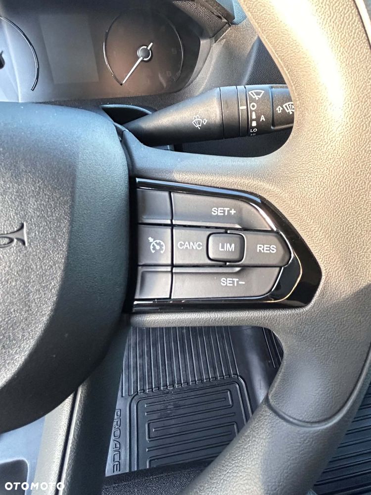 Toyota Proace MAX - 25