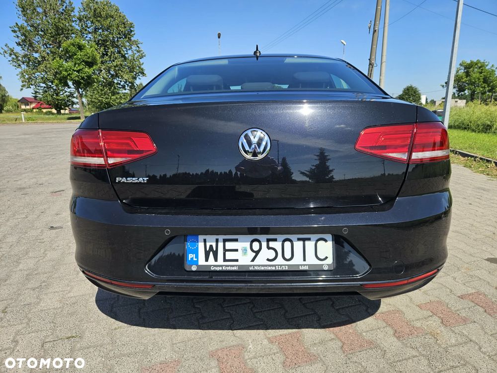 Volkswagen Passat - 6
