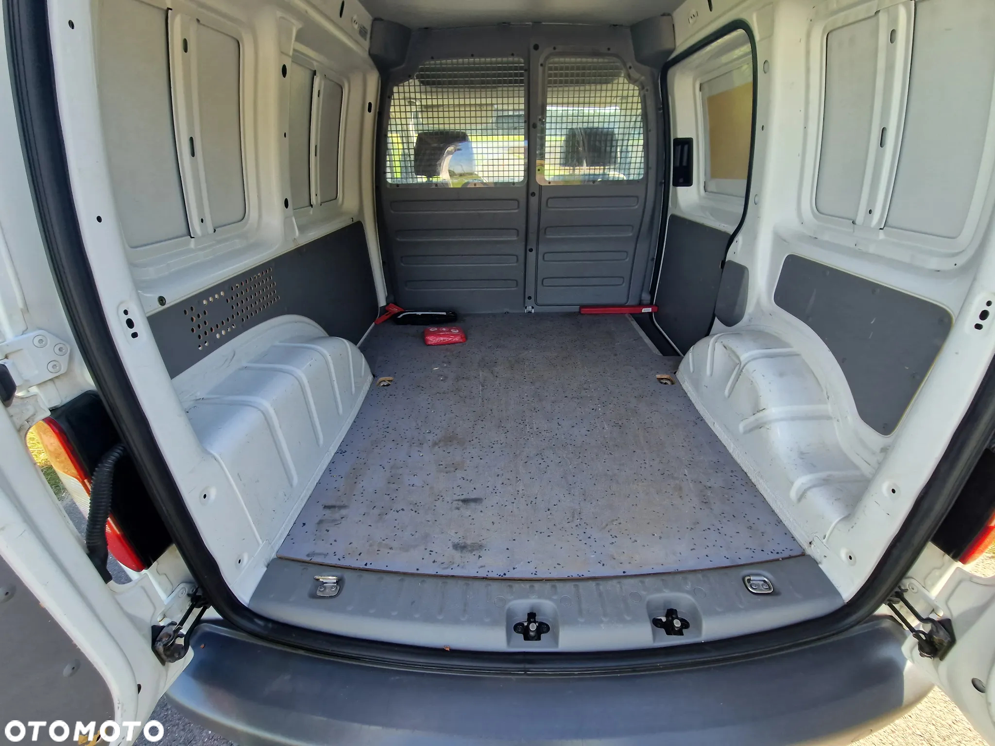 Volkswagen CADDY - 15