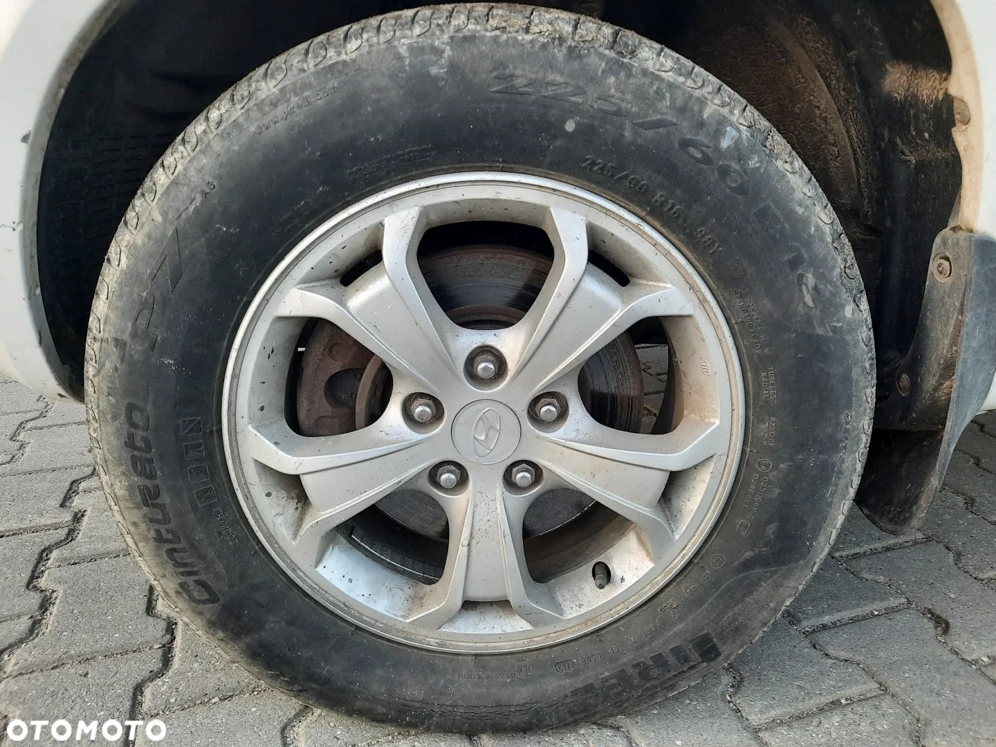 Hyundai Tucson 2.0 Comfort 2WD - 11