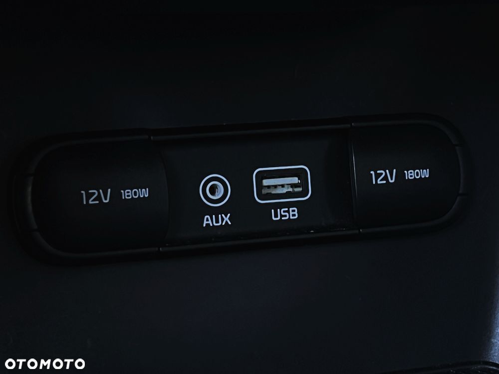 Kia Sportage 2,0 CRDI 2WD ISG Spirit - 34