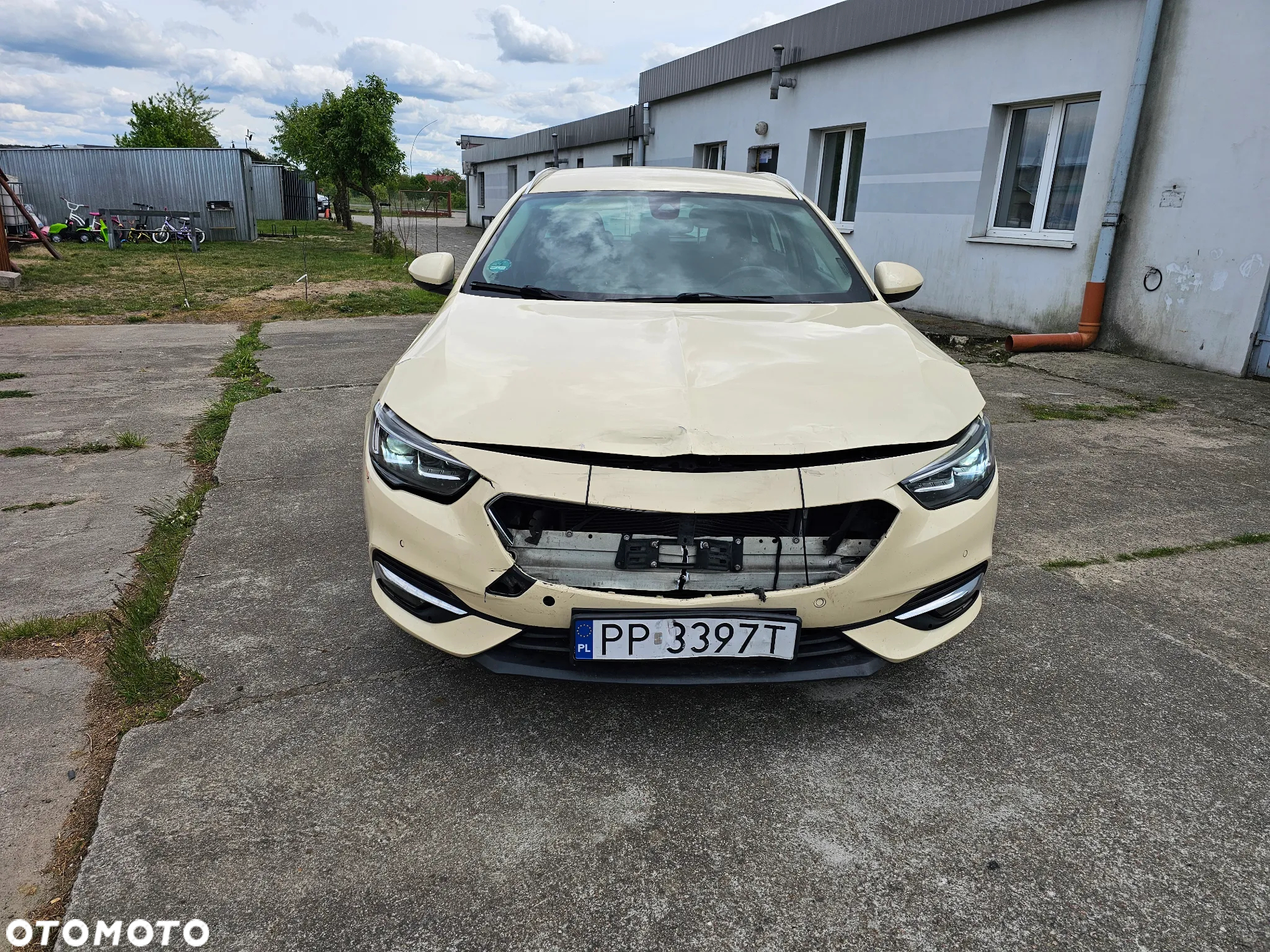 Opel Insignia 1.6 CDTI Sports Tourer - 3