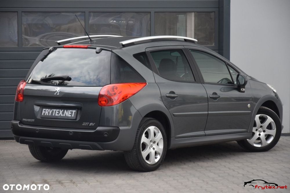 Peugeot 207 - 11