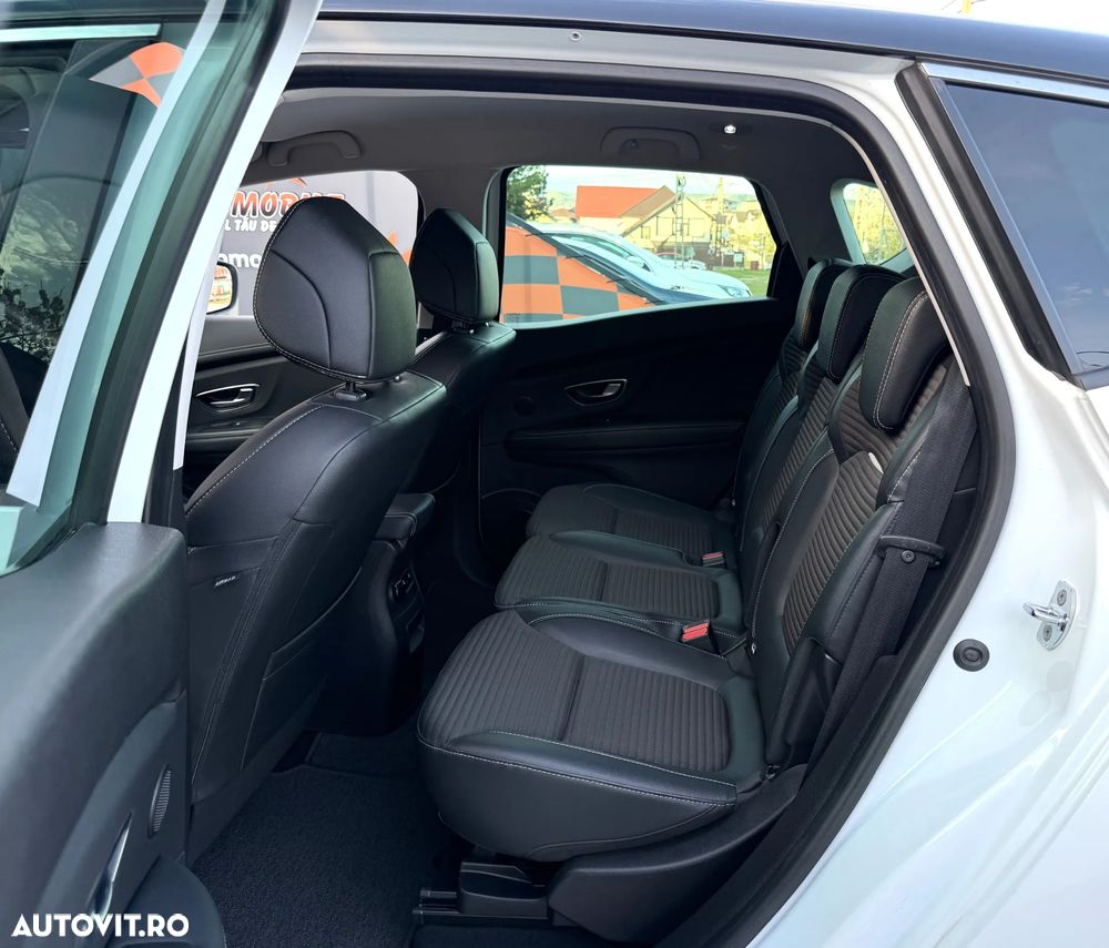 Renault Scenic ENERGY TCe 140 EDC BOSE EDITION - 9