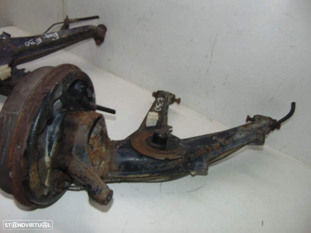 BMW E30 braço suspensão - 11