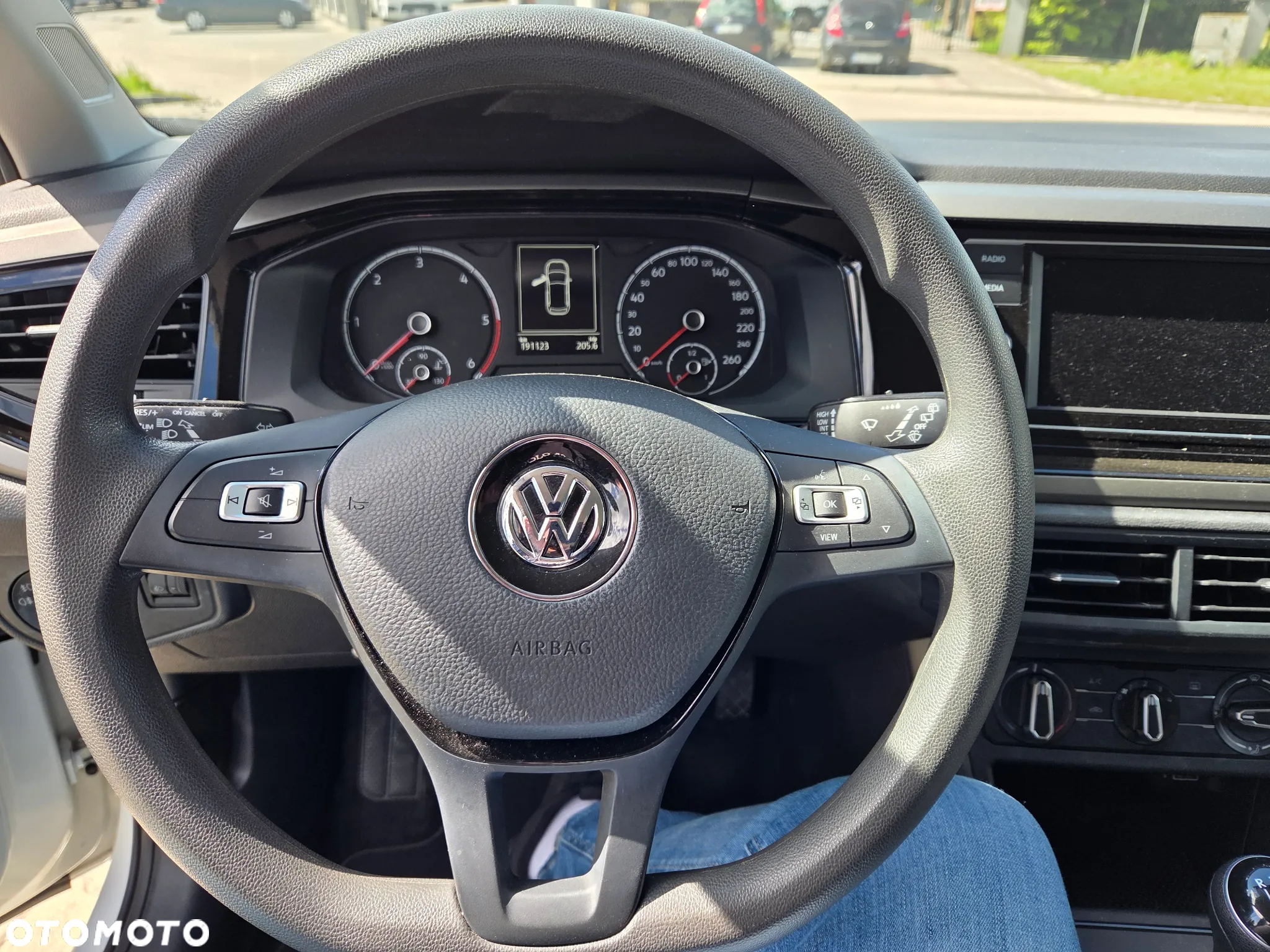 Volkswagen Polo 1.6 TDI SCR Comfortline - 7