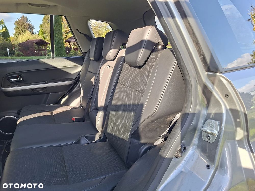 Suzuki Grand Vitara 3.2 Automatik Comfort+ 20 Jahre - 13