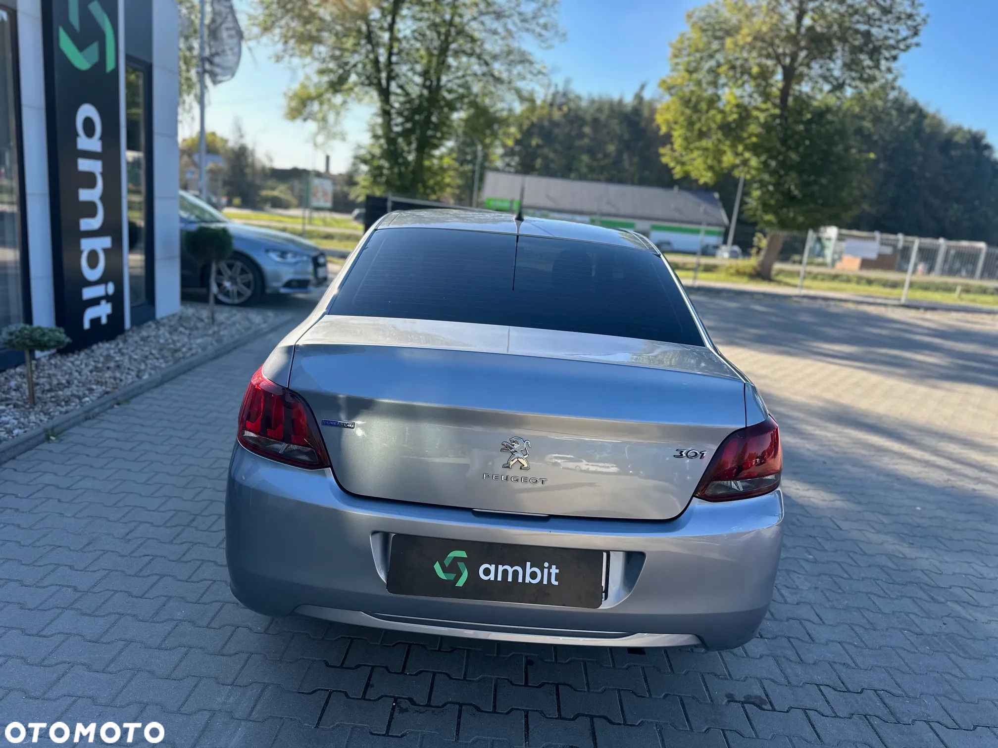 Peugeot 301 1.2 Pure Tech Active - 7