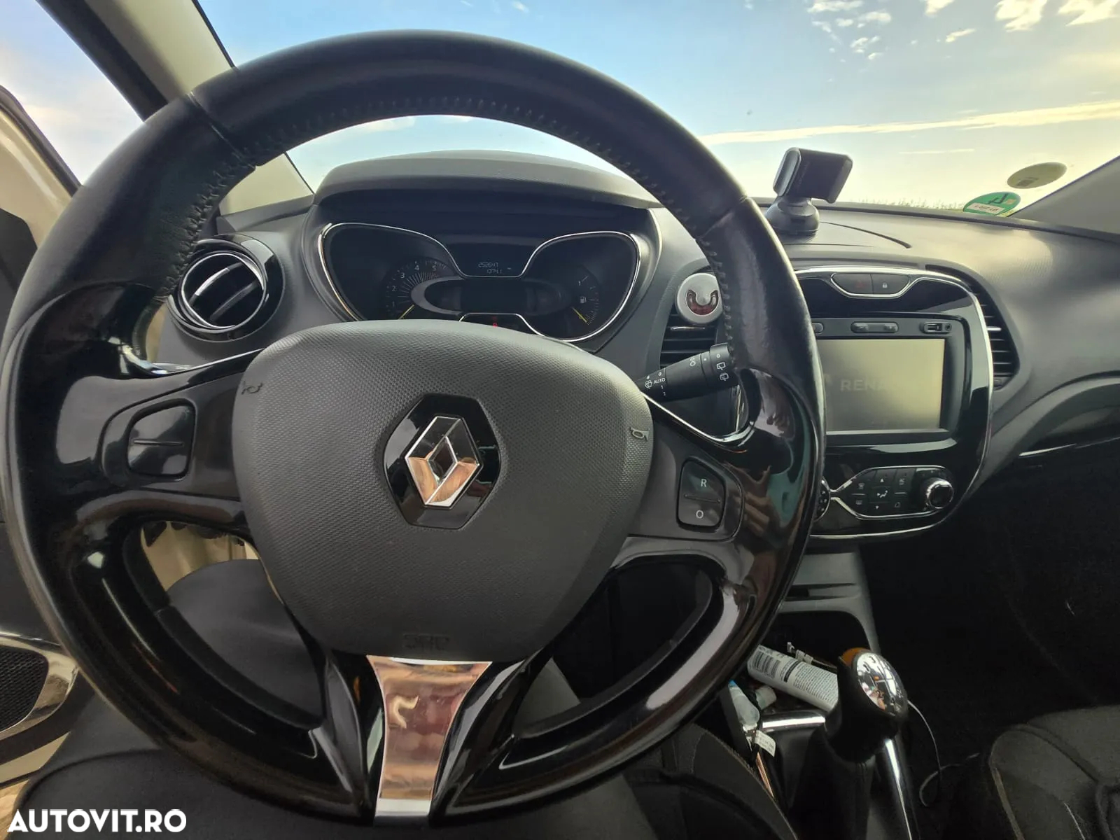 Renault Captur - 11