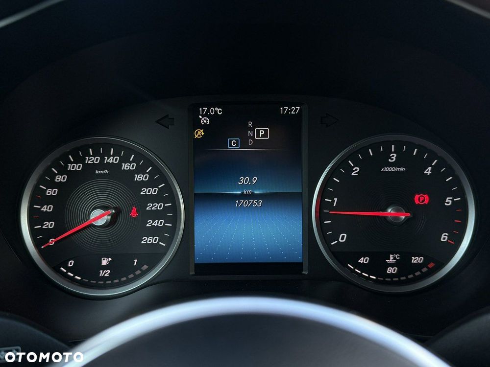 Mercedes-Benz GLC - 22